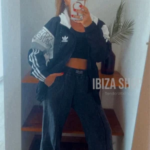 Campera ADIDAS manga bordada vintage 90s Blanca y Negra