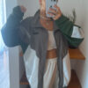 Gris con verde
