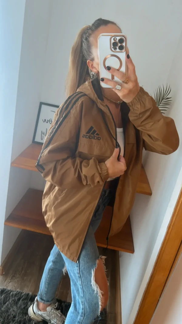 Campera Adidas Jacket 3 Stripes Rompeviento color habano