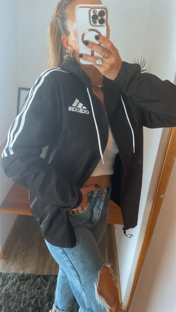 Campera Adidas Jacket 3 Stripes Rompeviento color negra