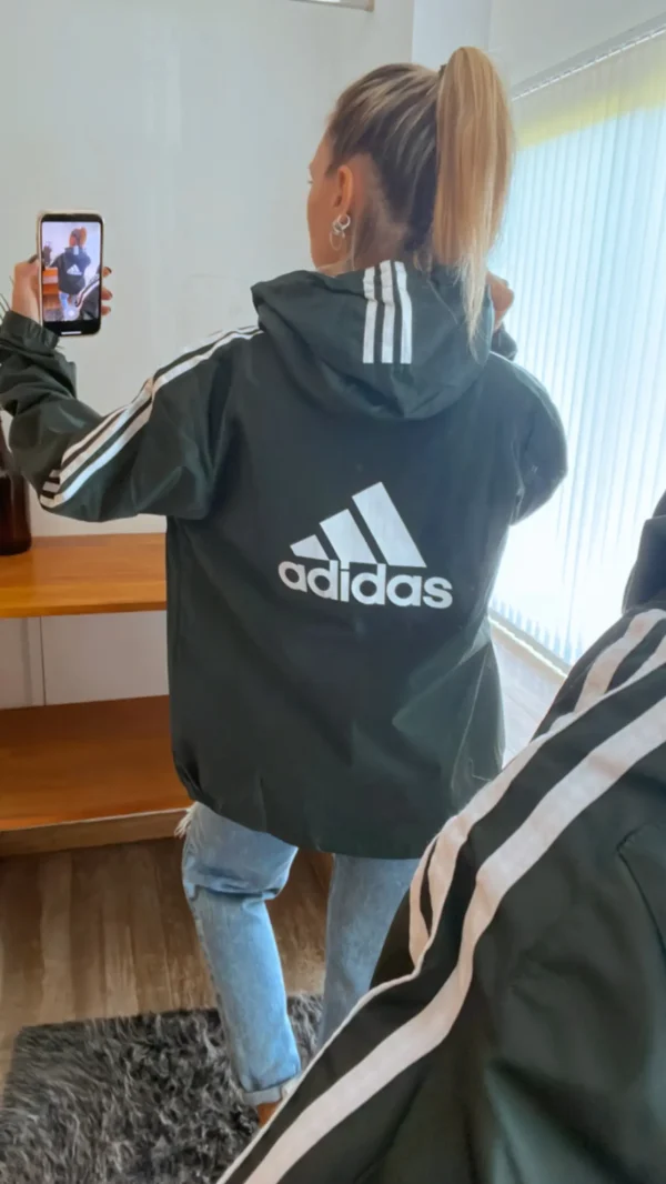 Campera Adidas Jacket 3 Stripes Rompeviento color verde oscuro