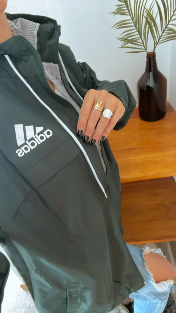 Campera Adidas Jacket 3 Stripes Rompeviento color verde oscuro