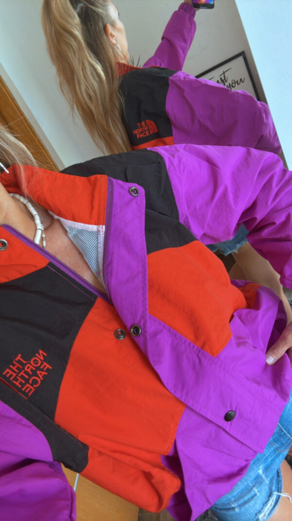 Campera THE NORTH FACE Retro Corta Rompeviento - Imagen 5