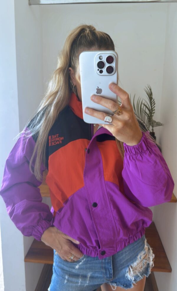 Campera THE NORTH FACE Retro Corta Rompeviento