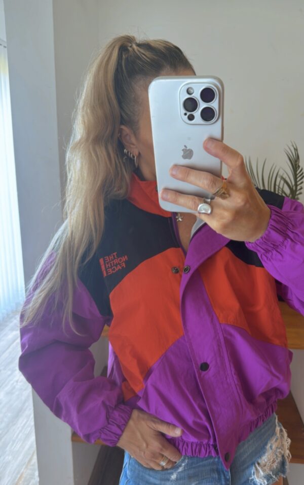 Campera THE NORTH FACE Retro Corta Rompeviento - Imagen 4