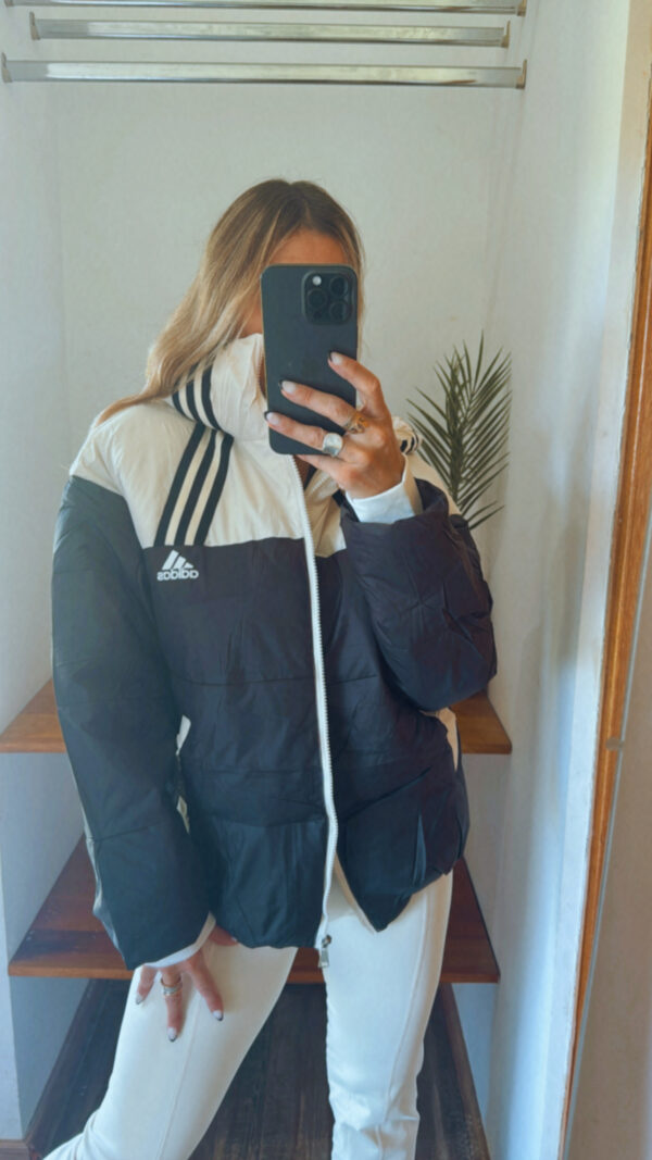 Campera ADIDAS Puffer 3 tiras - Imagen 3