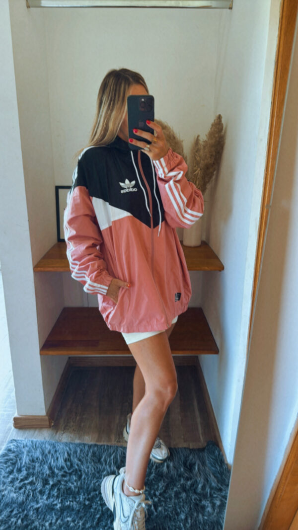 Campera ADIDAS impermeable Vintage 3 Tiras - Imagen 4