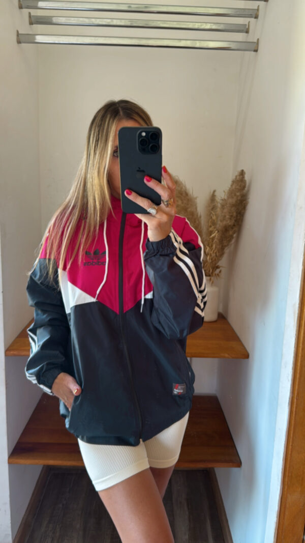 Campera ADIDAS impermeable Vintage 3 Tiras - Imagen 10