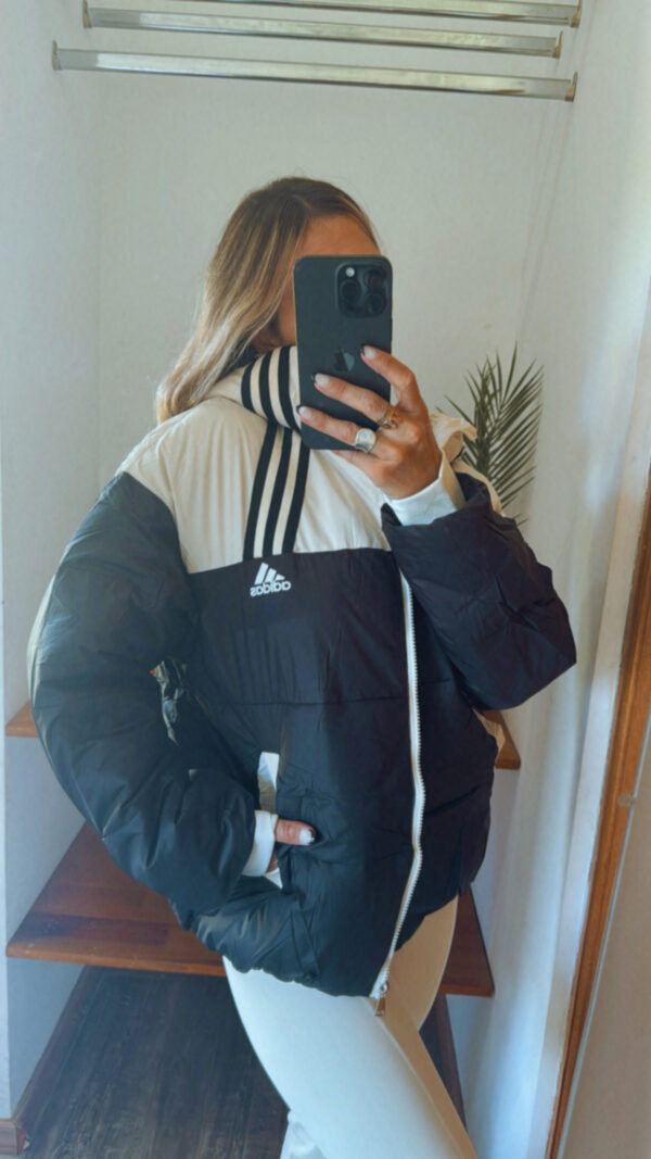Campera ADIDAS Puffer 3 tiras - Imagen 5