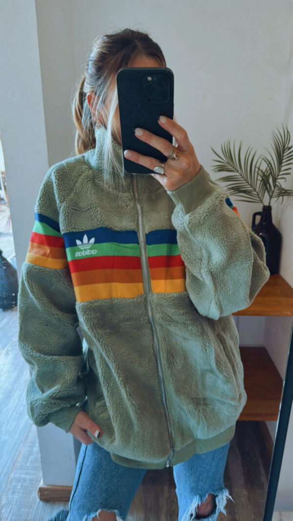 Campera ADIDAS Originals Corderito Multicolor - Imagen 16