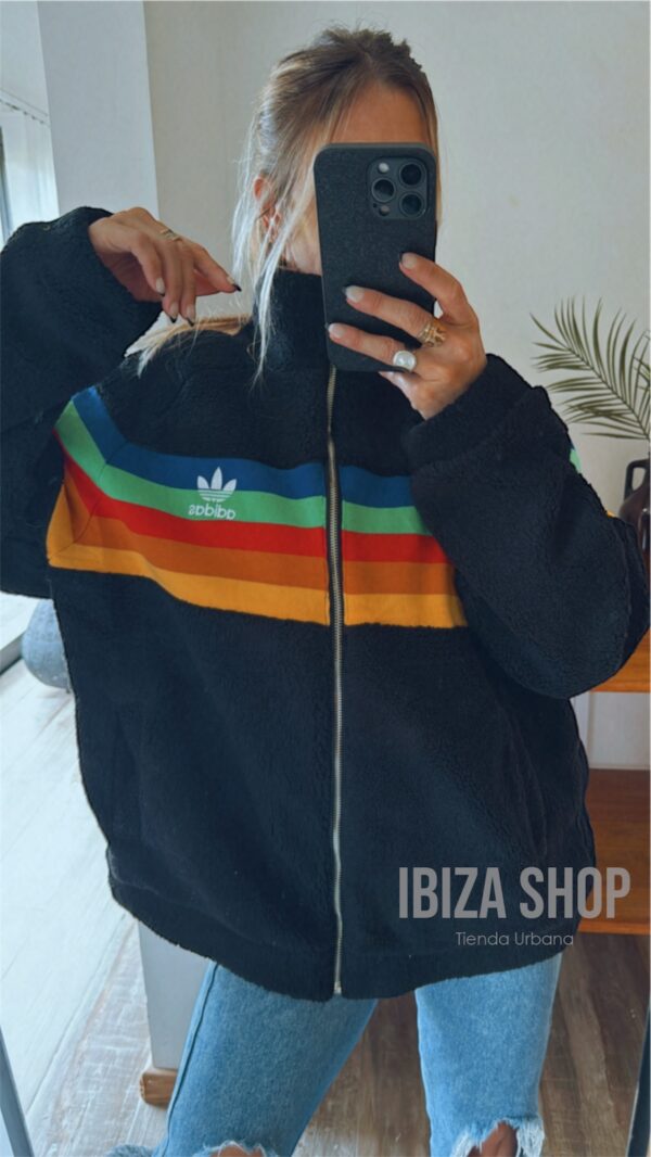 Campera ADIDAS Originals Corderito Multicolor - Imagen 11