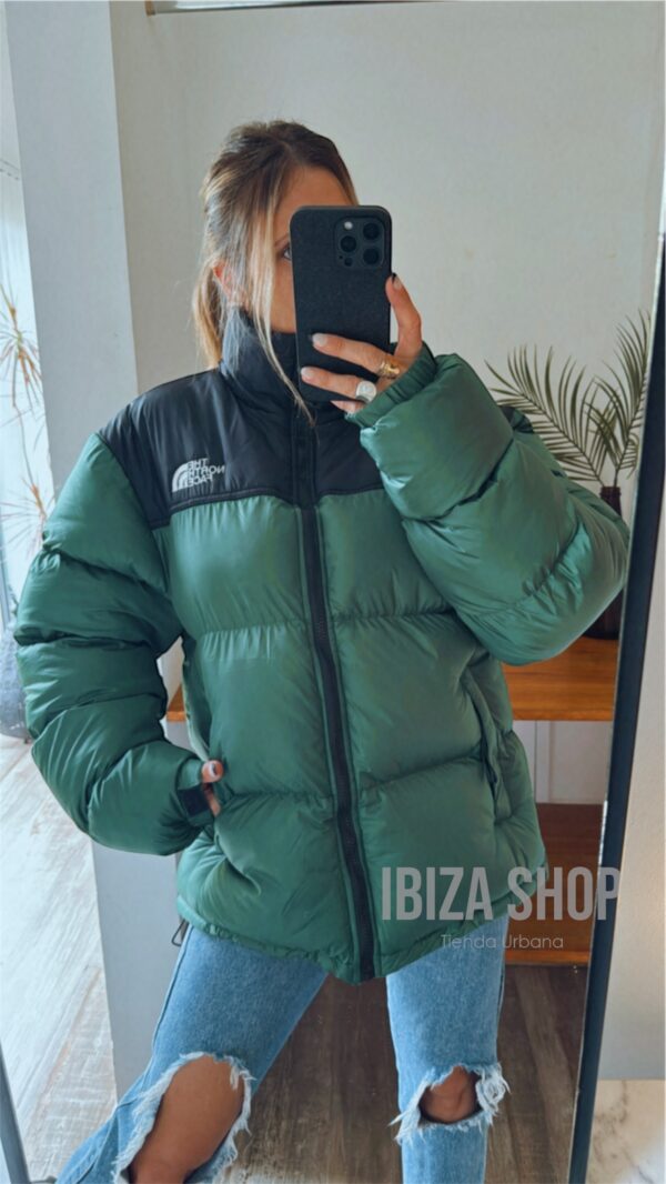 Campera THE NORTH FACE Retro Nuptse - Imagen 15