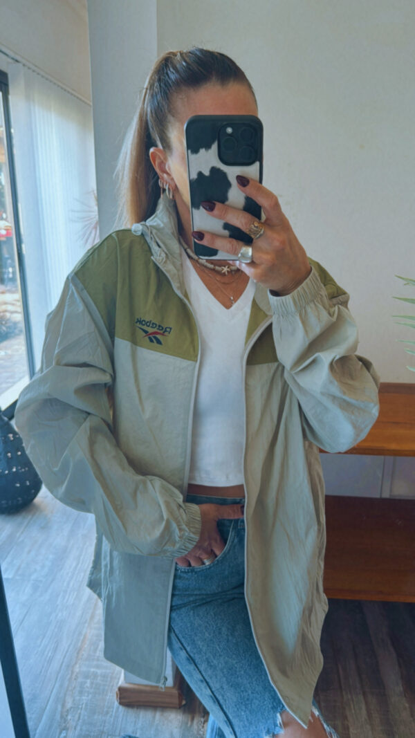 Campera Rompeviento REEBOK - Imagen 21